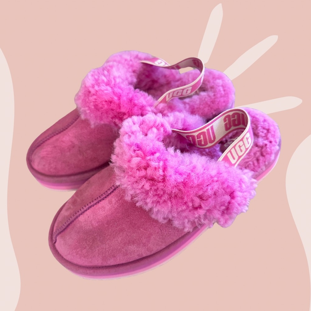 Kids UGG Funkette Shoes - size 4